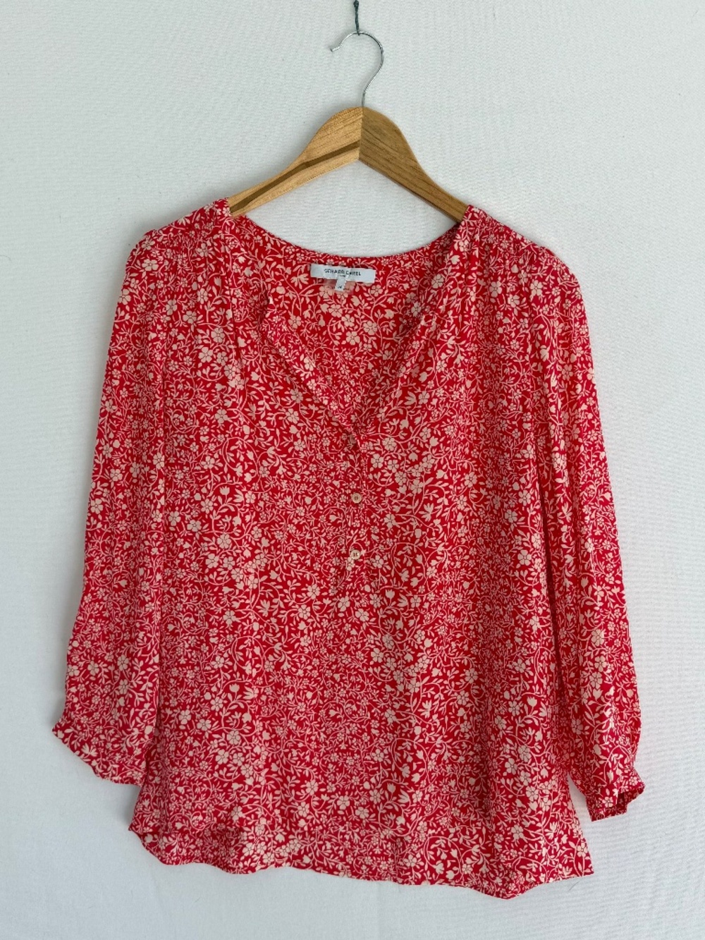 GERARD DAREL Women’s 38 US Large Red White Floral Collarless Split V-neck Blouse